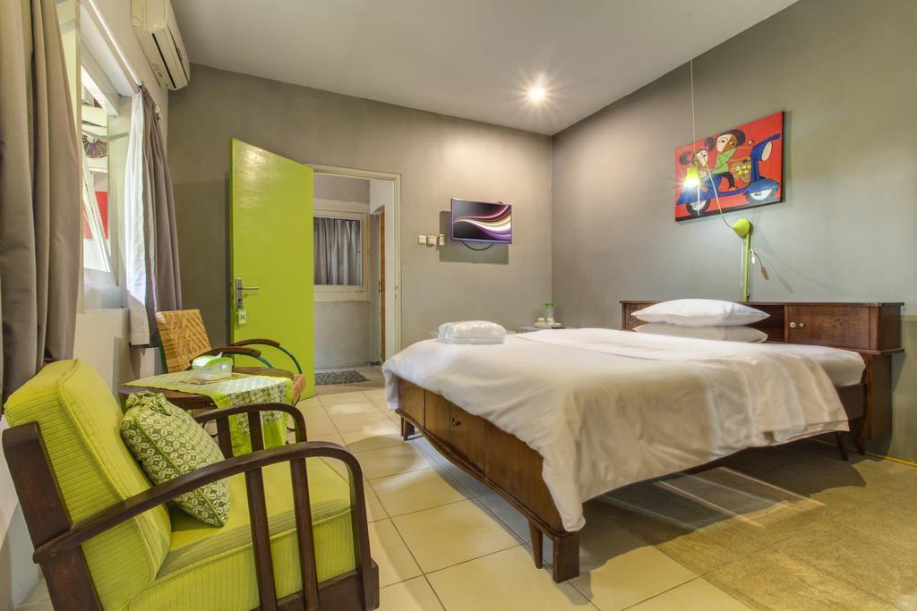 Jeng Tini Guest House Bogor Exterior photo